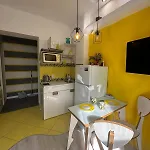 шпитальна 30 *