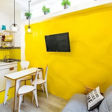 шпитальна 30 利沃夫